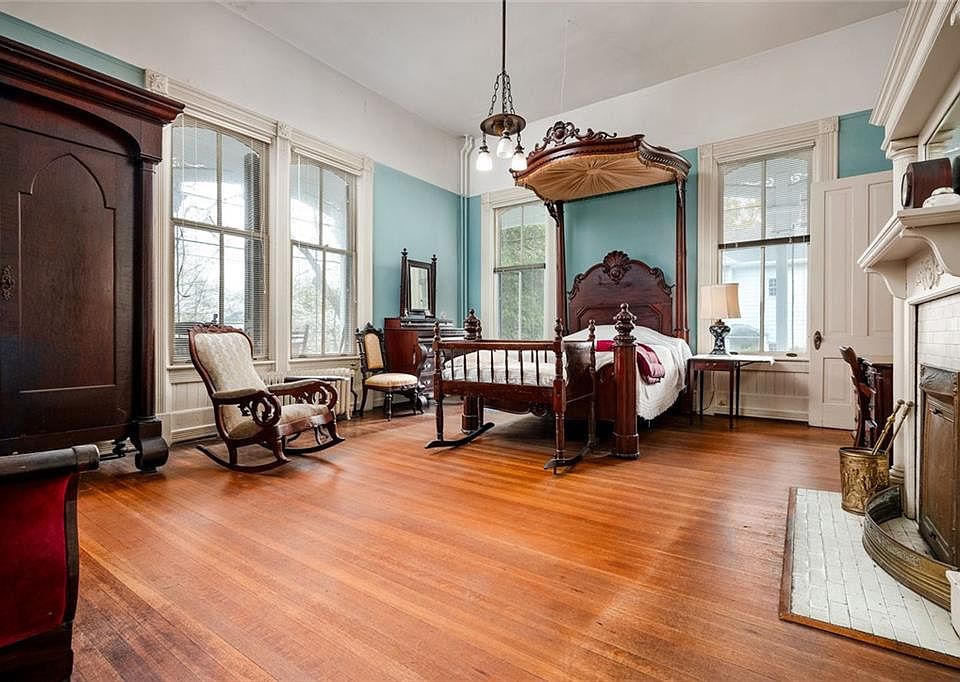 22nd image of this home