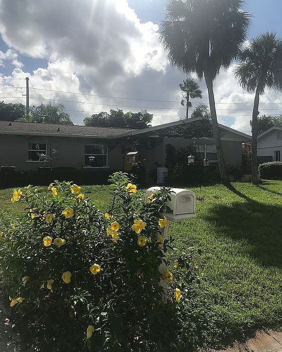 1st image of 2631 Suncrest Dr