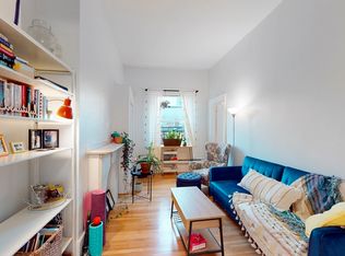 397 Beacon St APT 4R, Boston, MA 02116