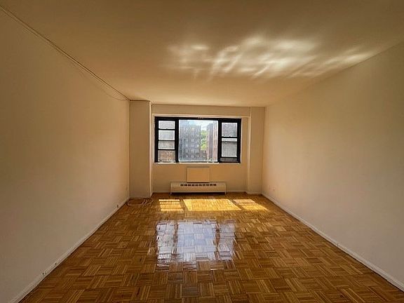 3rd image of 83-60 118th St APT 6D