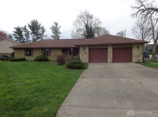 529 Cedarwood Ct, Middletown, OH 45042