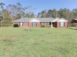 9738 N Barth Rd, Molino, FL 32577
