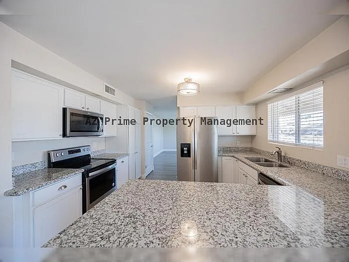 5849 S College Ave — Photo 11