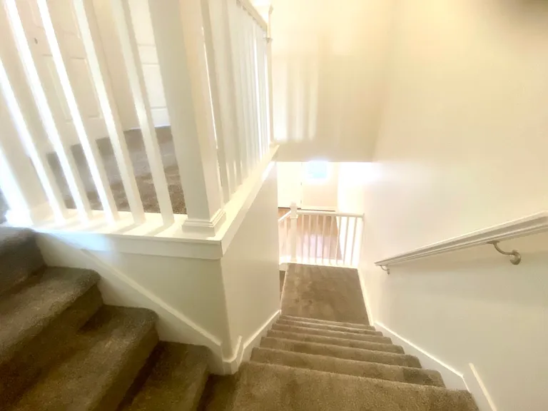 522 S 800 W — Photo 26