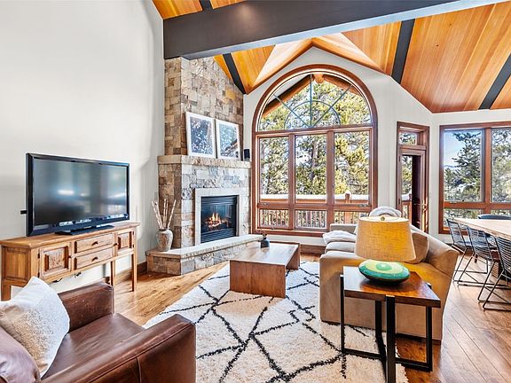 5th image of 410 Kings Crown Road UNIT 410