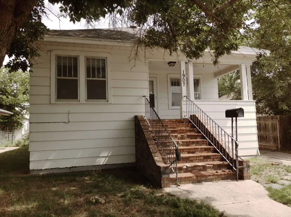 1907 W 4th St, North Platte, NE 69101