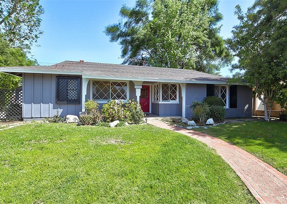 1st image of 16527 Septo St