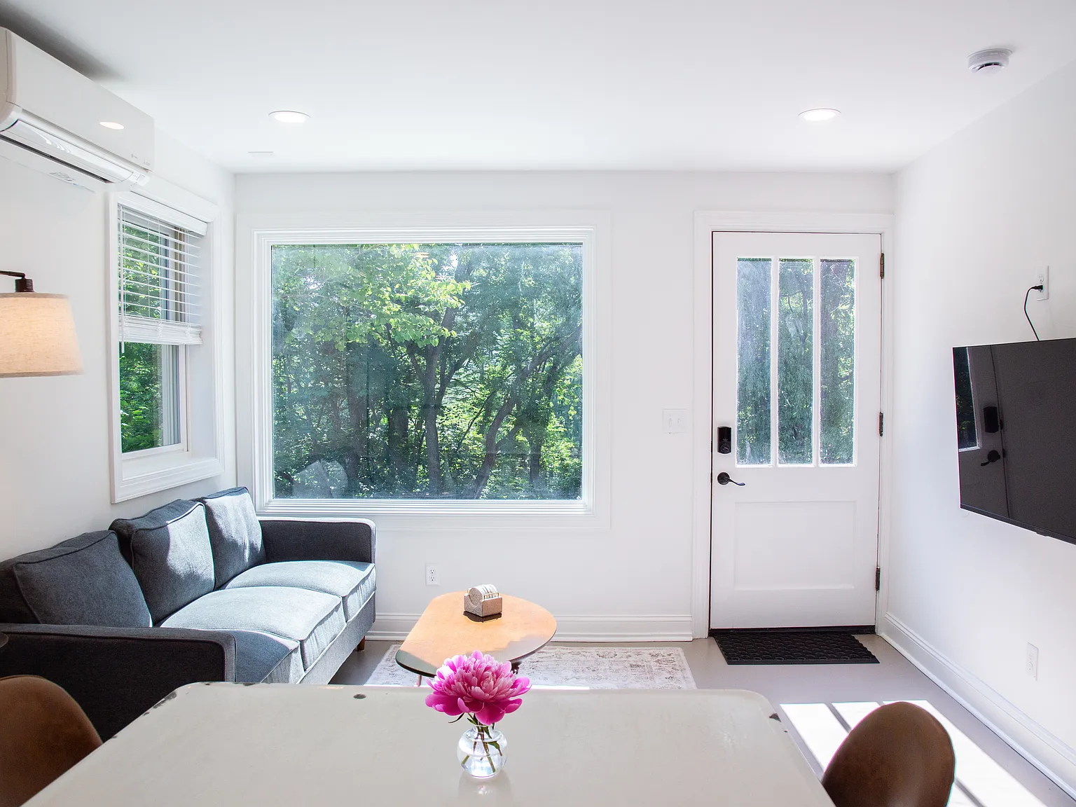 1 bed, 650 sqft, $1,650 — Photo 2