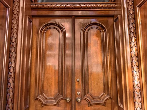 42 West 12th Street image 1 of 12