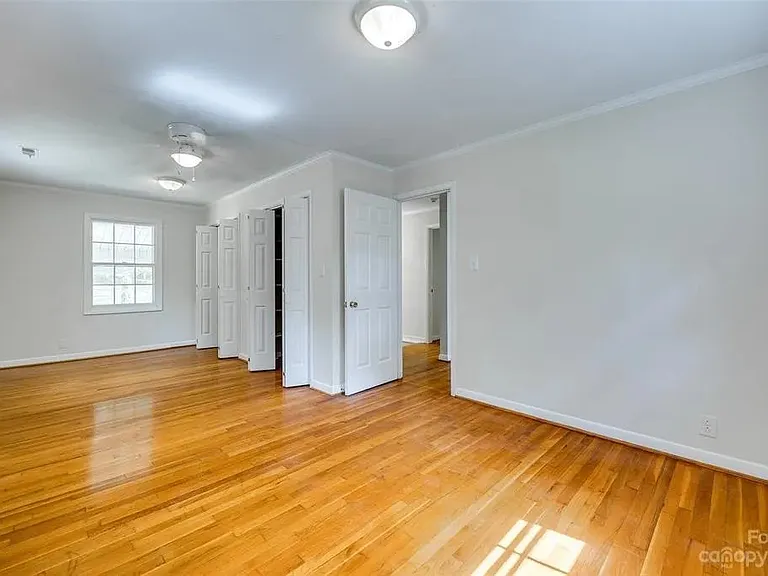 7 Park Dr — Photo 23