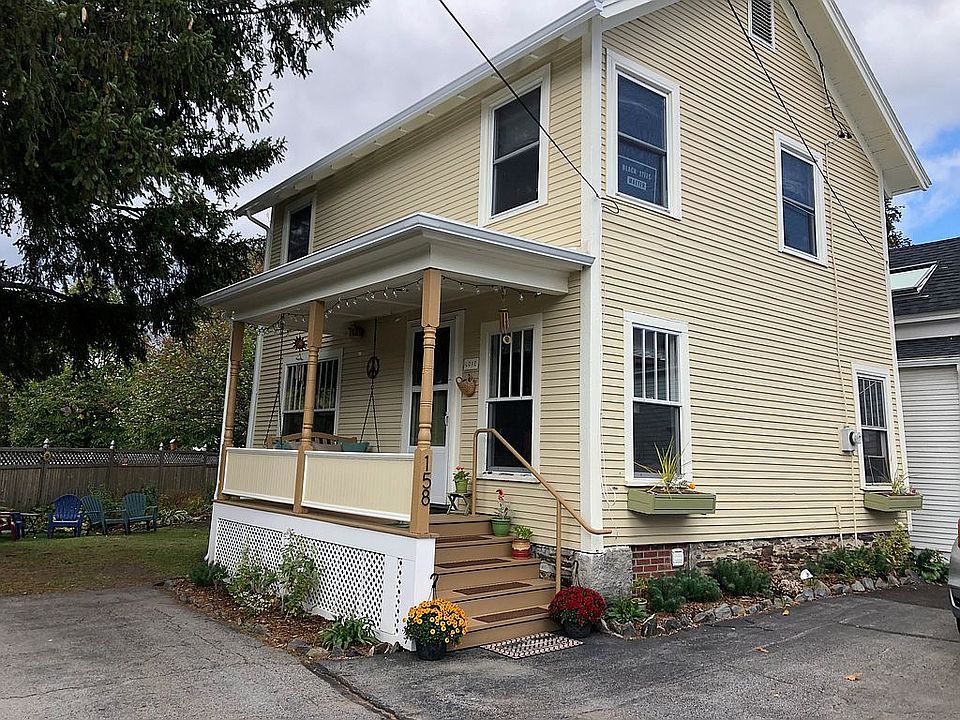 Single family 2 story condo 