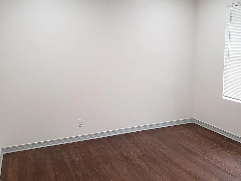 1135 N Boston Pl — Photo 3