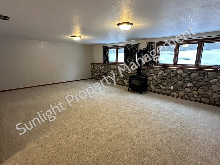 2940 Rimrock Rd #2 — Photo 18