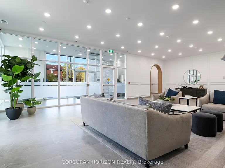 71 Wyndham St S #1105 — Photo 31