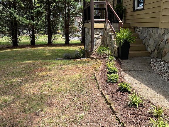 3rd image of 80 Walnut Landing Cir