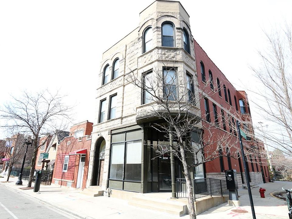1st image of 2234 W Taylor St APT 3R