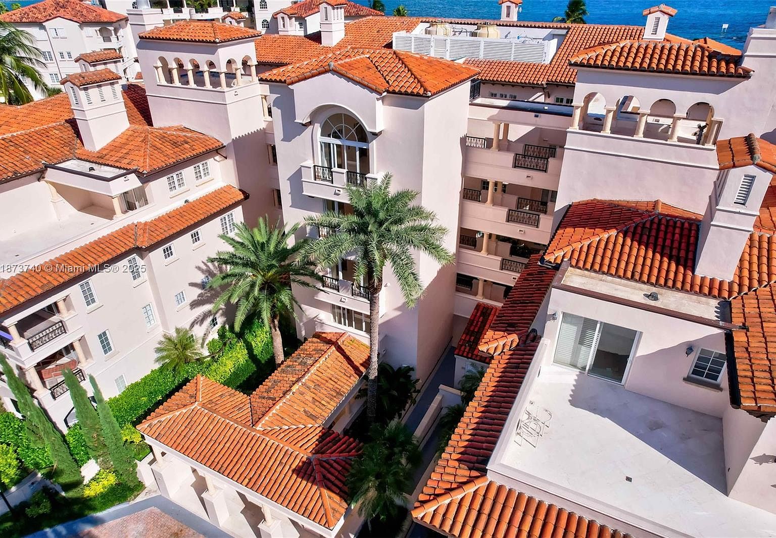 19237 Fisher Island Dr #19237