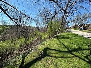 1st image of 2010 Brookfield Rd