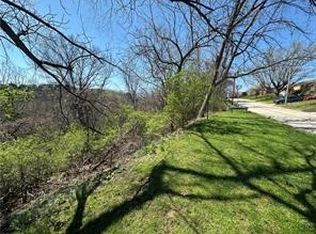 2010 Brookfield Rd, Pittsburgh, PA 15243