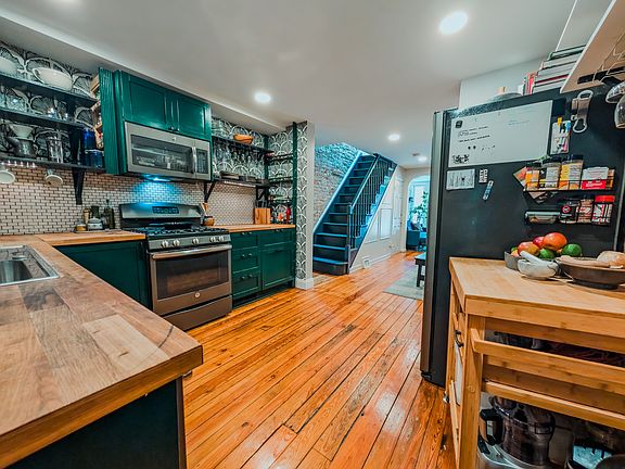 5th image of 404 Folsom St