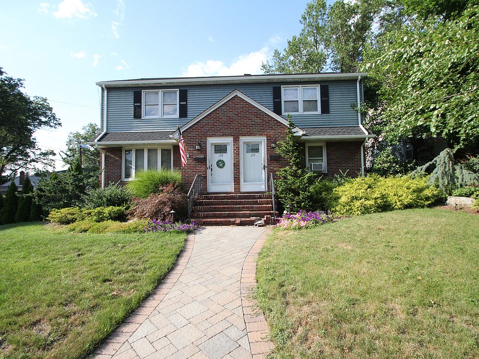 Inviting Front Entry