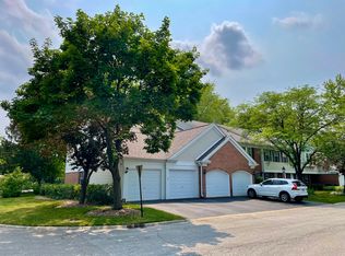 725 Burr Oak Ln APT A, Prospect Heights, IL