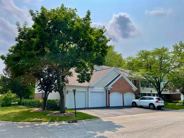 725 Burr Oak Ln APT A, Prospect Heights, IL 60070