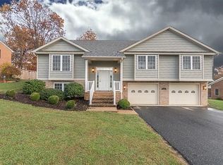 318 Yount Ave, Staunton, VA 24401