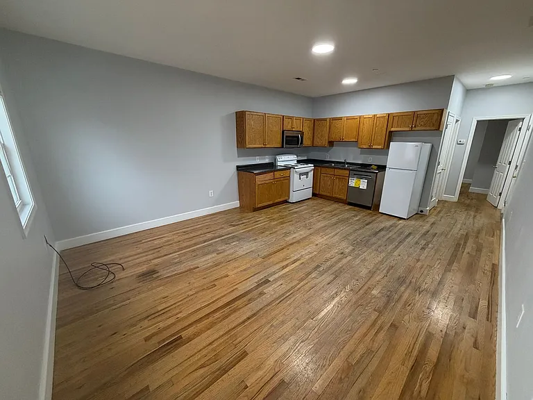 1007 N 25th Street — Photo 14
