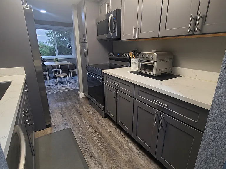 1220 SW 132nd Ln #513 — Photo 7