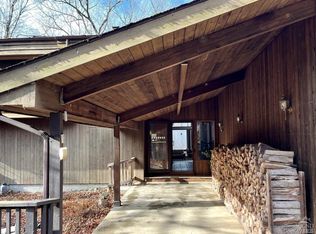 1557 Centre Rd, Rhinebeck, NY 12572