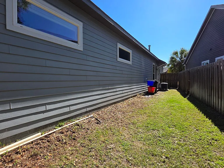 13632 NW 12th Pl — Photo 37