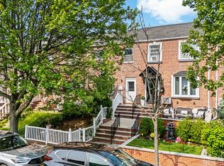 6337 76th St, Middle Village, NY 11379