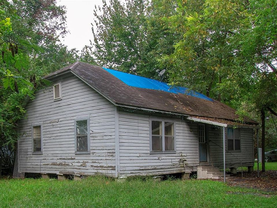 1st image of 2118 Ladin Dr