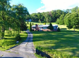 93 Acorn Dr, FRANKLIN, NC 28734