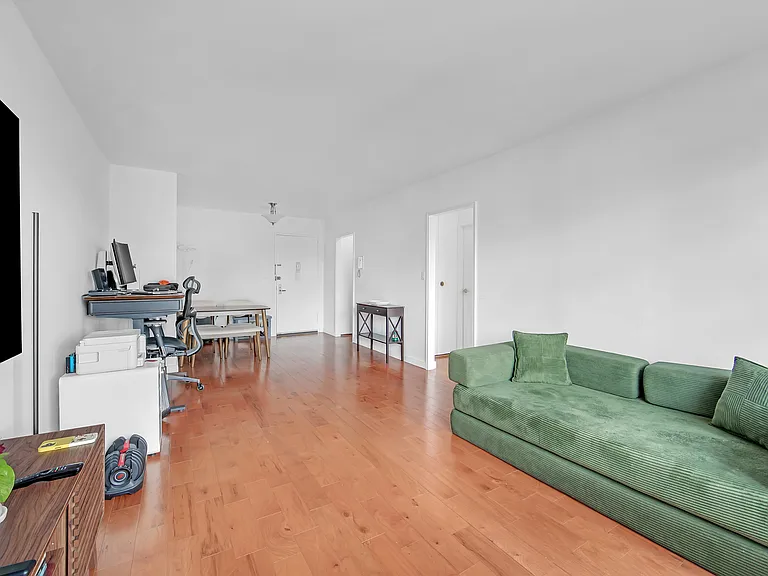 345 E 80th St #31H — Photo 8