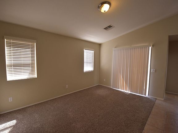 5th image of 3113 W Wayland Dr