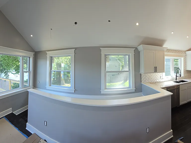 125 W Riverbank Rd — Photo 9