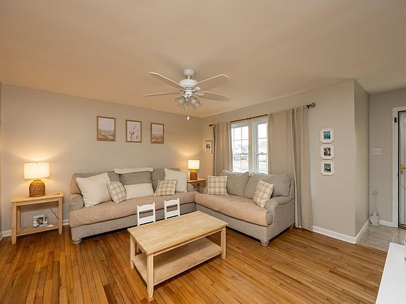 3rd image of 5416 Bay Ave
