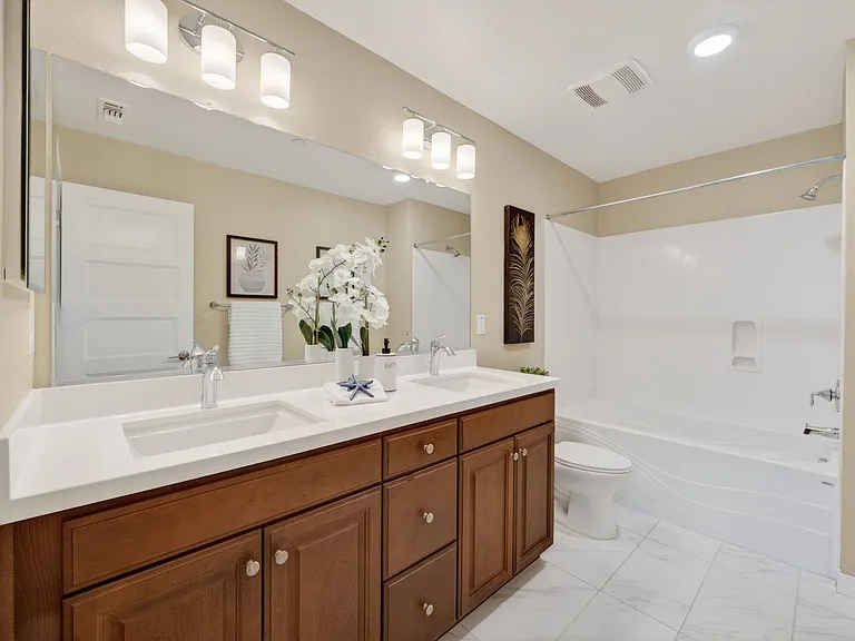 1860 Midnight Cir — Photo 11