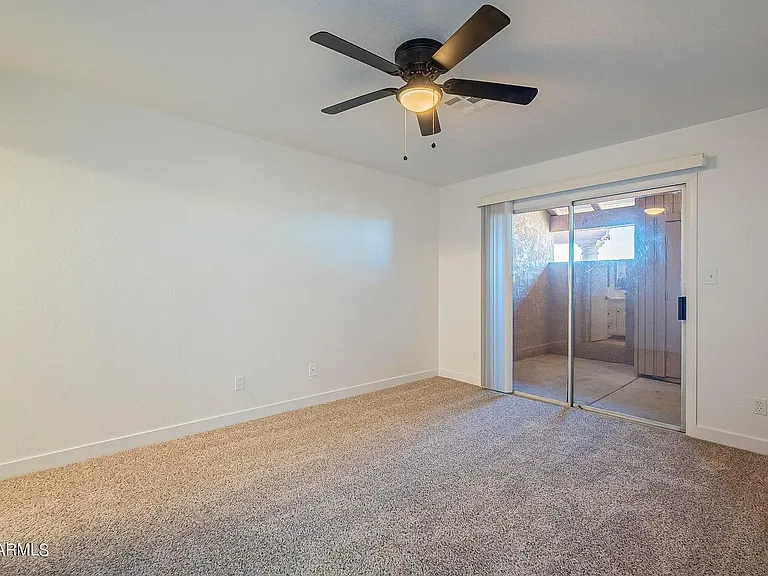 502 W Tonopah Dr #2 — Photo 12