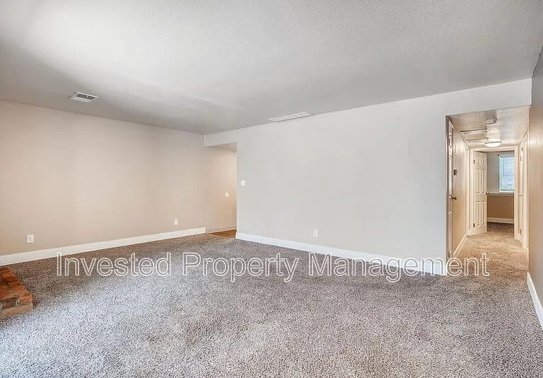 7275 S Xenia Cir #A — Photo 3