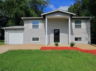 526 Saint Peters Howell Rd, Saint Charles, MO 63304