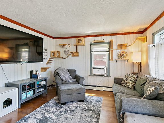 4th image of 23096 W Lake Shore Dr