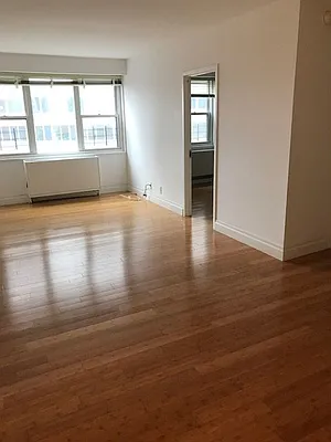 Rented by Taylor Made Brokerage, Inc | media 3