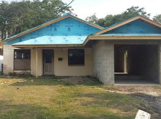 551 Hopkins St, Neptune Beach, FL 32266