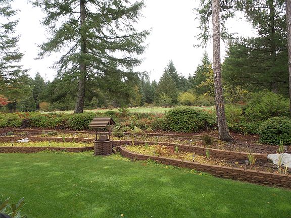 3rd image of 7182 Tobermory Cir SW