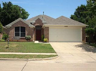 1006 Roaring Canyon Rd, Euless, TX 76039