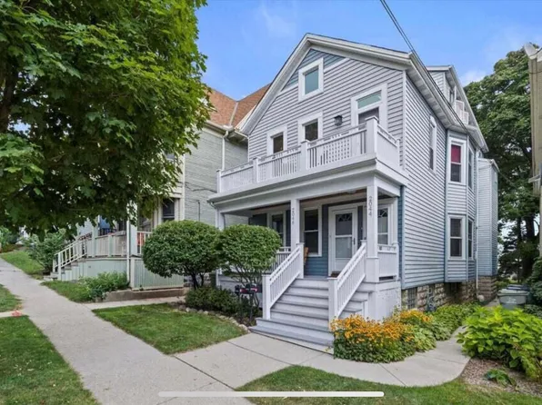 2044 N Booth St, Milwaukee, WI 53212