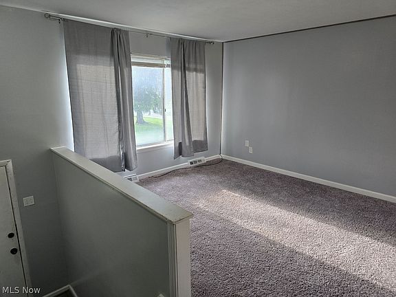 4th image of 17253 Howe Rd